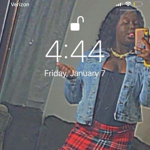 Meet your Posher, Dontayvia